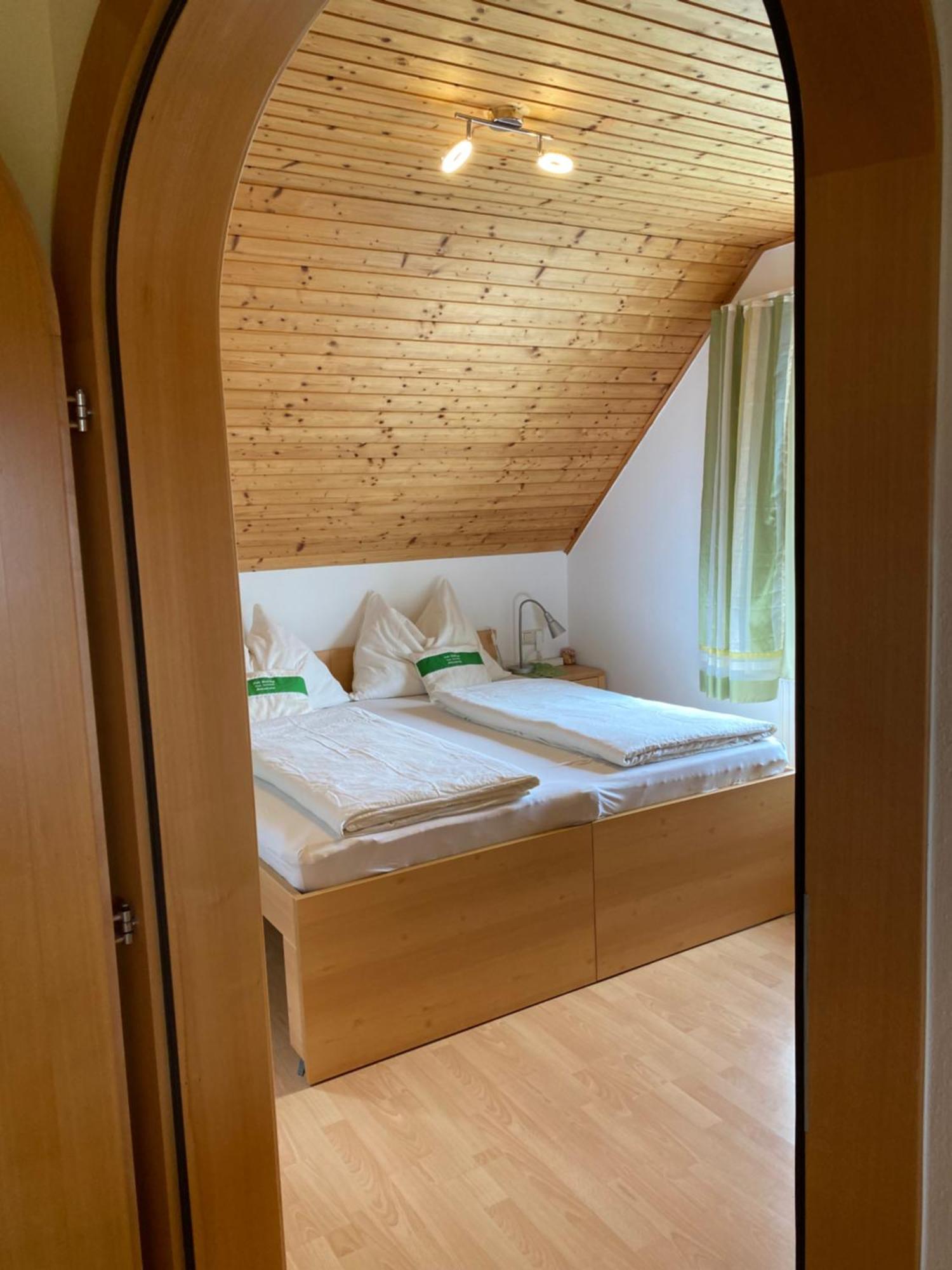 Privatzimmer Haus Gschweitl Apartment Semriach ภายนอก รูปภาพ