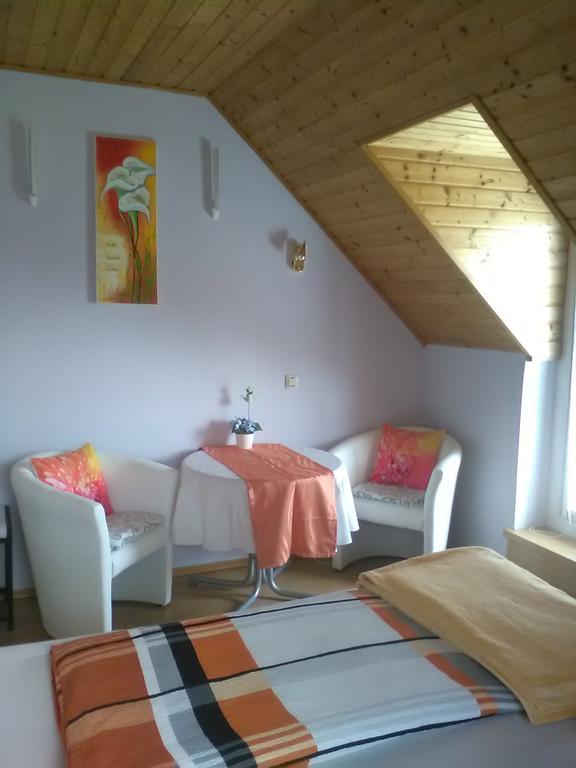 Privatzimmer Haus Gschweitl Apartment Semriach ภายนอก รูปภาพ